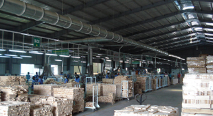 thanh phan cua bui go bao gom